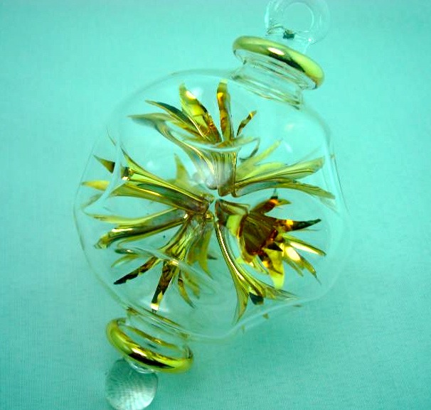 Blown glass firecrackers ball